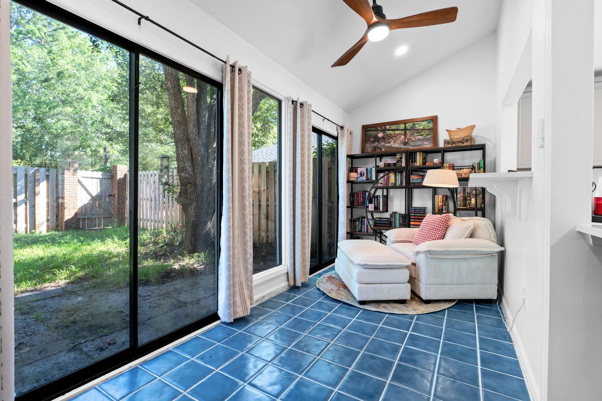 21 Indigo Lane Photo 14