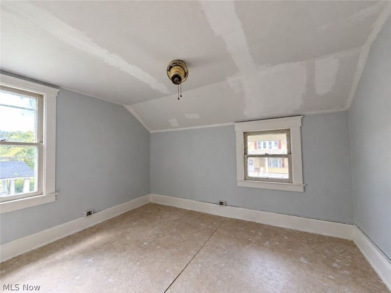 1027 Buena Vista Avenue NE, Warren, OH 44483 Photo 13