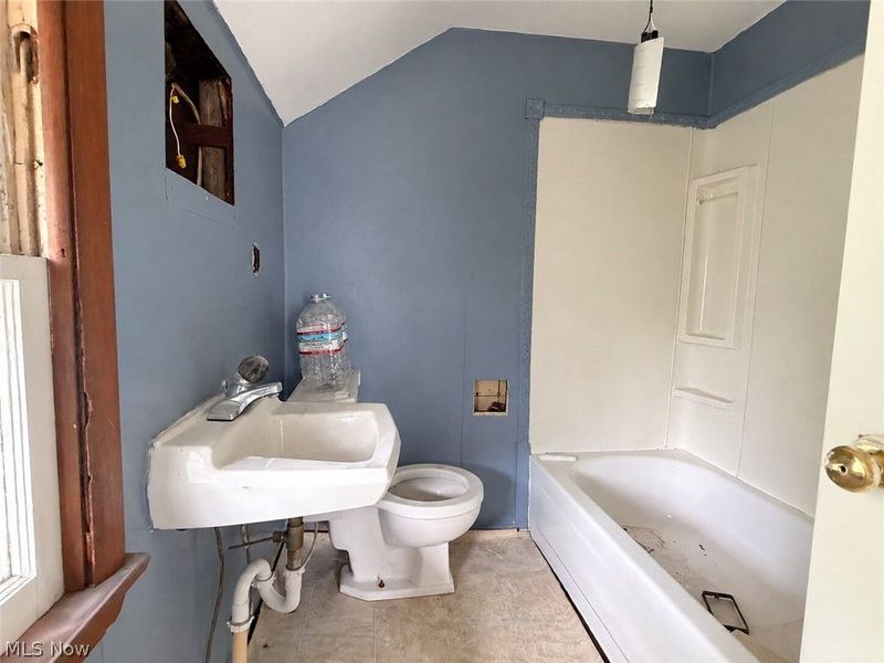 1027 Buena Vista Avenue NE, Warren, OH 44483 Photo 15