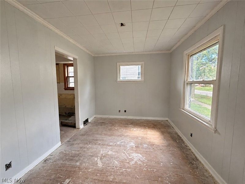 1027 Buena Vista Avenue NE, Warren, OH 44483 Photo 5