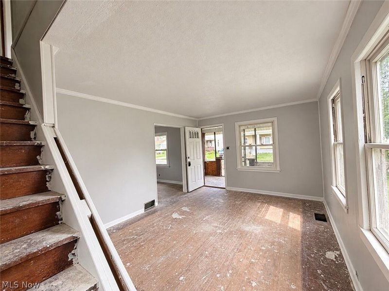 1027 Buena Vista Avenue NE, Warren, OH 44483 Photo 9