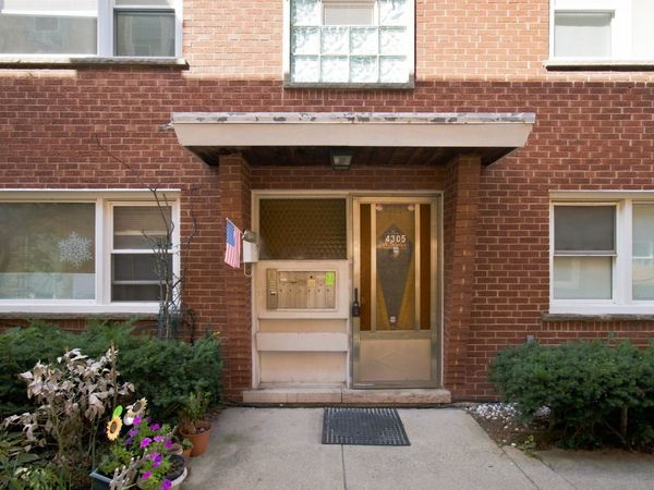 4305 W Lawrence Avenue , Chicago, IL 60630
