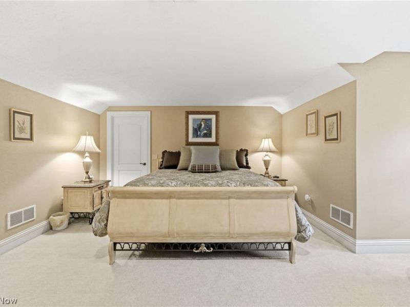 411 Stonebridge Drive, Amherst, OH 44001 Photo 22