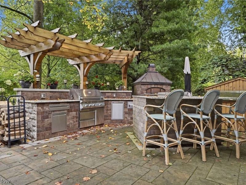 411 Stonebridge Drive, Amherst, OH 44001 Photo 29