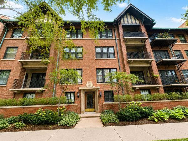 1633 E Hyde Park Boulevard , Unit 3C, Chicago, IL 60615