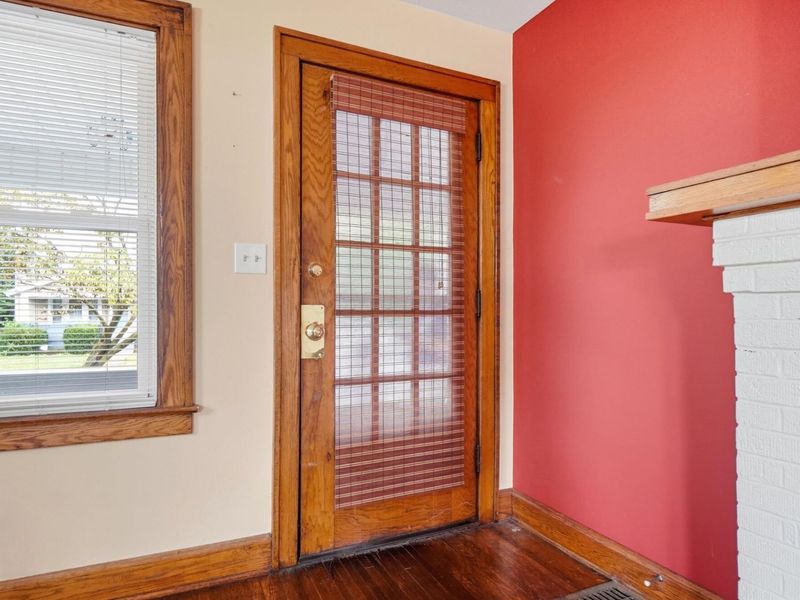 233 E Jenkins Avenue, Columbus, OH 43207 Photo 3