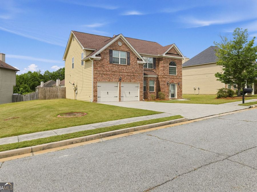 Property Image 4