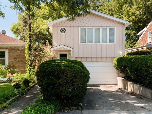 1212 N Maple Avenue , La Grange Park, IL 60526