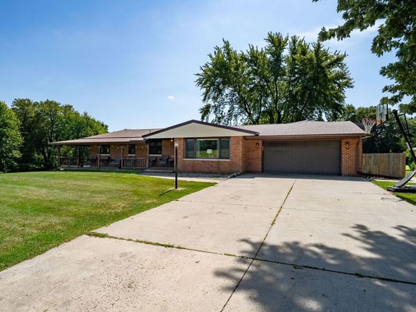 25857 Toboggan Avenue , Hopedale, IL 61747