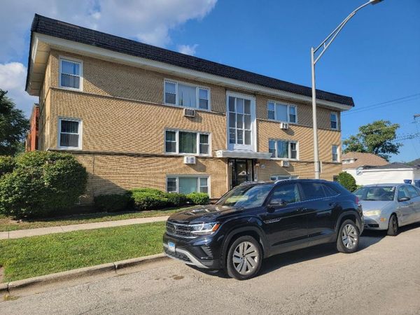 445 22nd Avenue , Bellwood, IL 60104