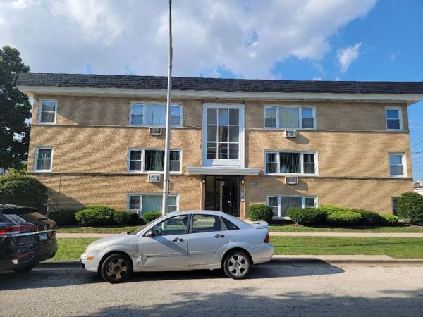 445 22nd Avenue , Bellwood, IL 60104