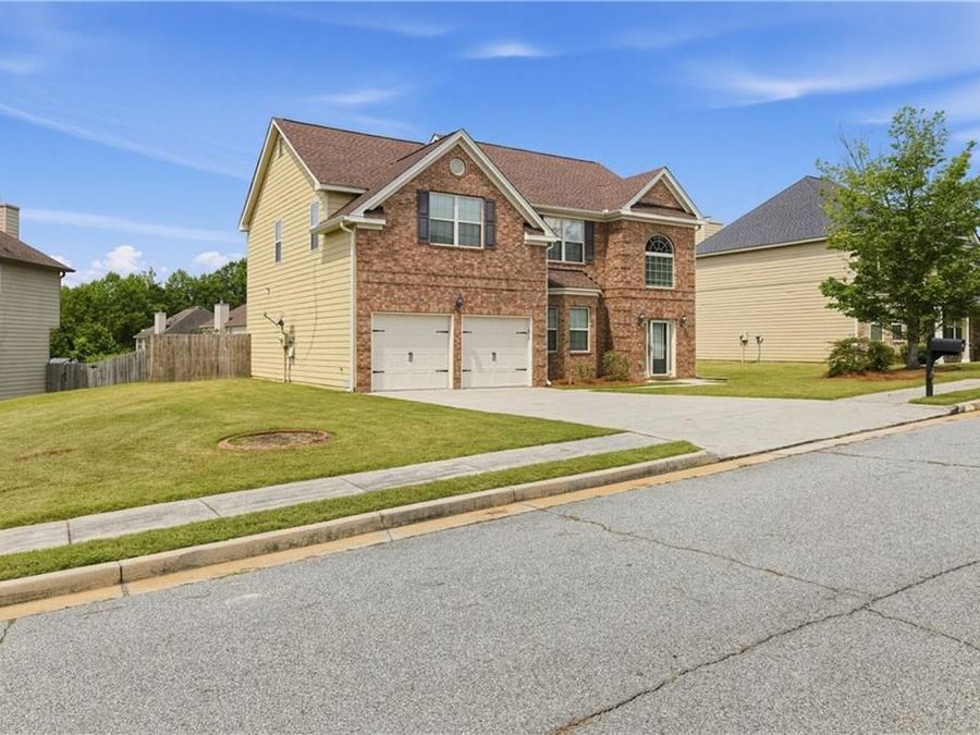 Property Image 4
