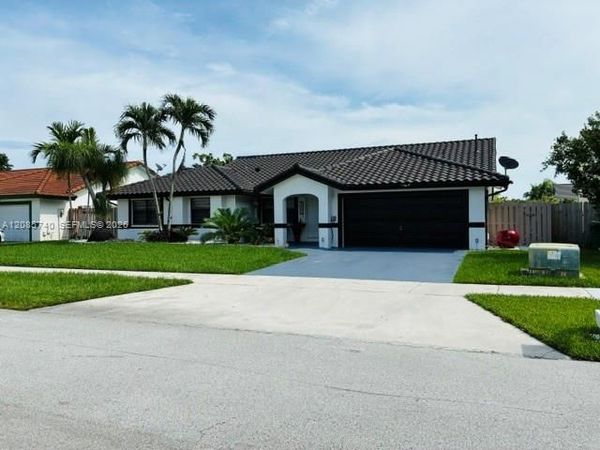 14934 SW 168th Ter , Miami, FL 33187