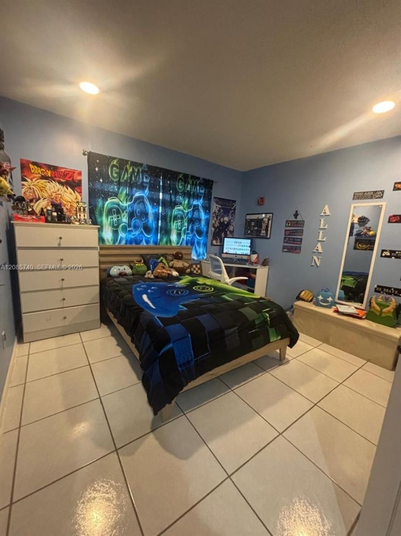 14934 SW 168th Ter, Miami, FL 33187 Photo
