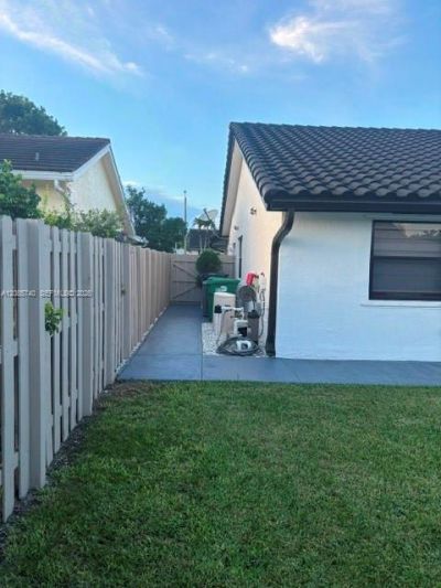 14934 SW 168th Ter, Miami, FL 33187 Photo