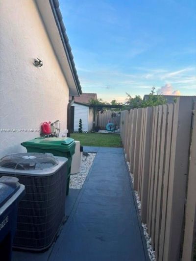 14934 SW 168th Ter, Miami, FL 33187 Photo