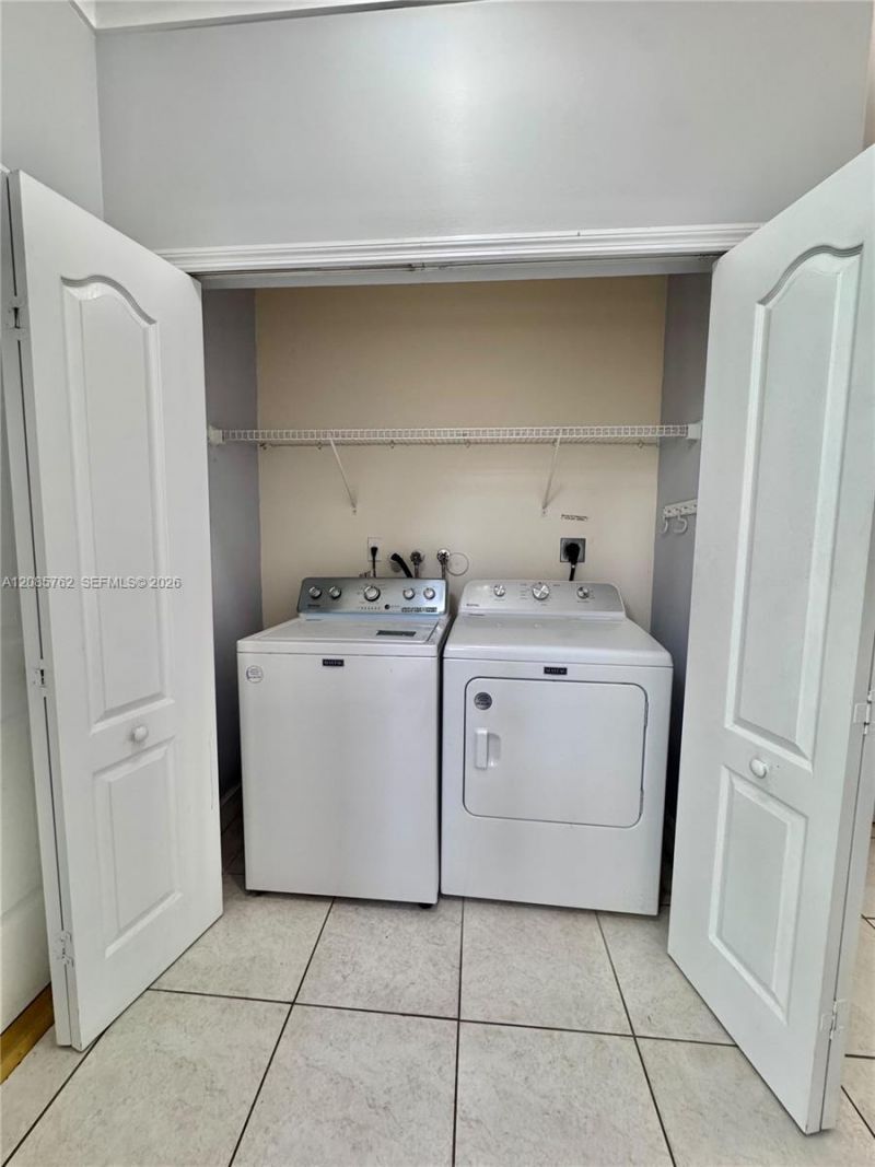 12864 NW 7th St, Miami, FL 33182 Photo