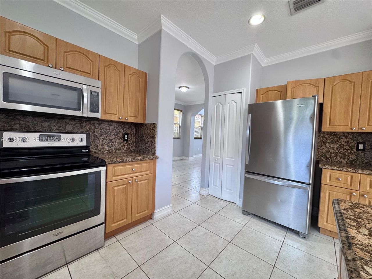 12864 NW 7th St, Miami, FL 33182 Photo