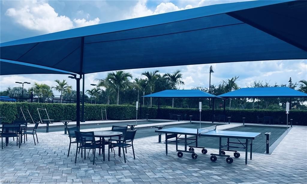 9831 Everglades Dr, Naples, FL 34120 Photo