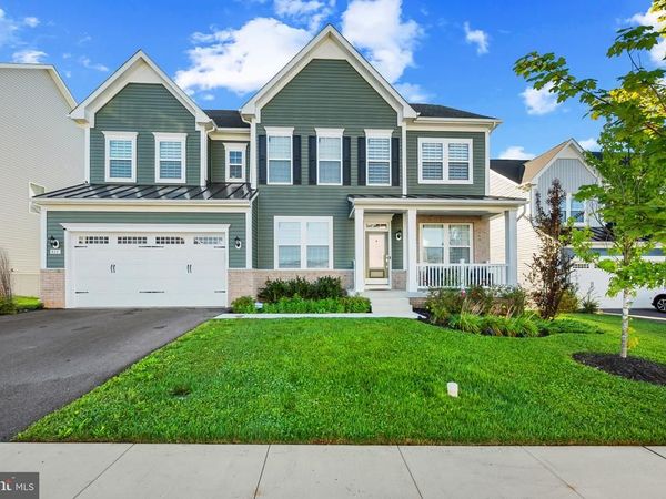 811 SHENANDOAH VIEW PARKWAY, BRUNSWICK, MD 21716