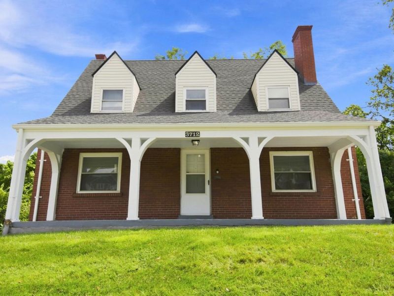 3712 Bonfield Drive, Cincinnati, OH 45220 Photo 2