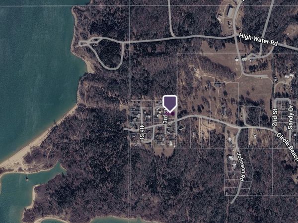 30 3rd Street , Mead, OK 73449