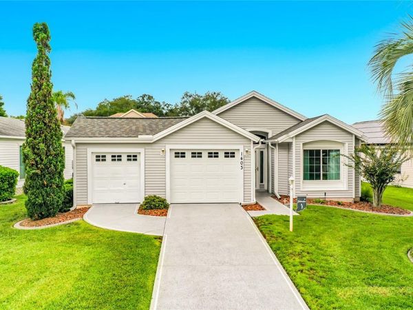 1403 W SCHWARTZ BOULEVARD , LADY LAKE, FL 32159