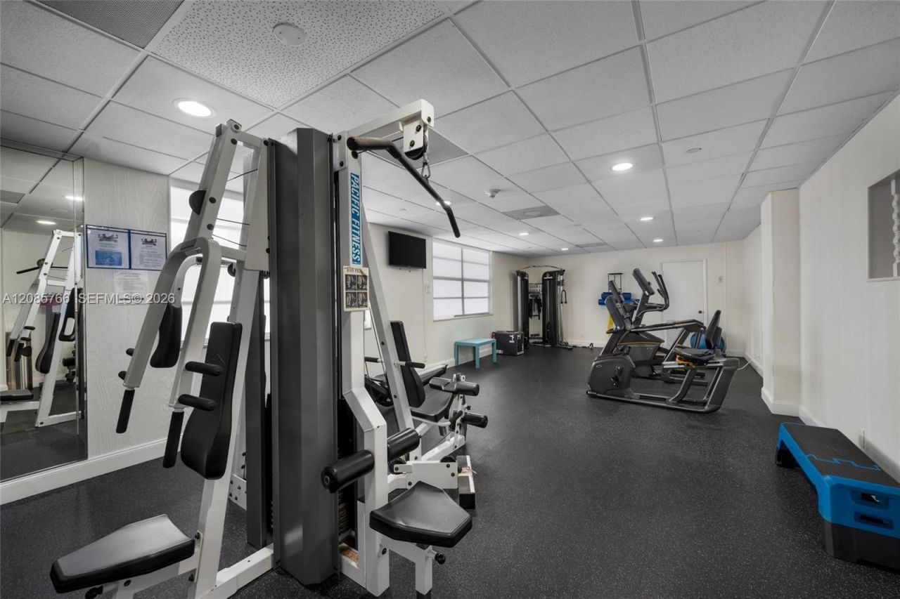 150 Ocean Lane Dr, Unit 2H, Key Biscayne, FL 33149 Photo