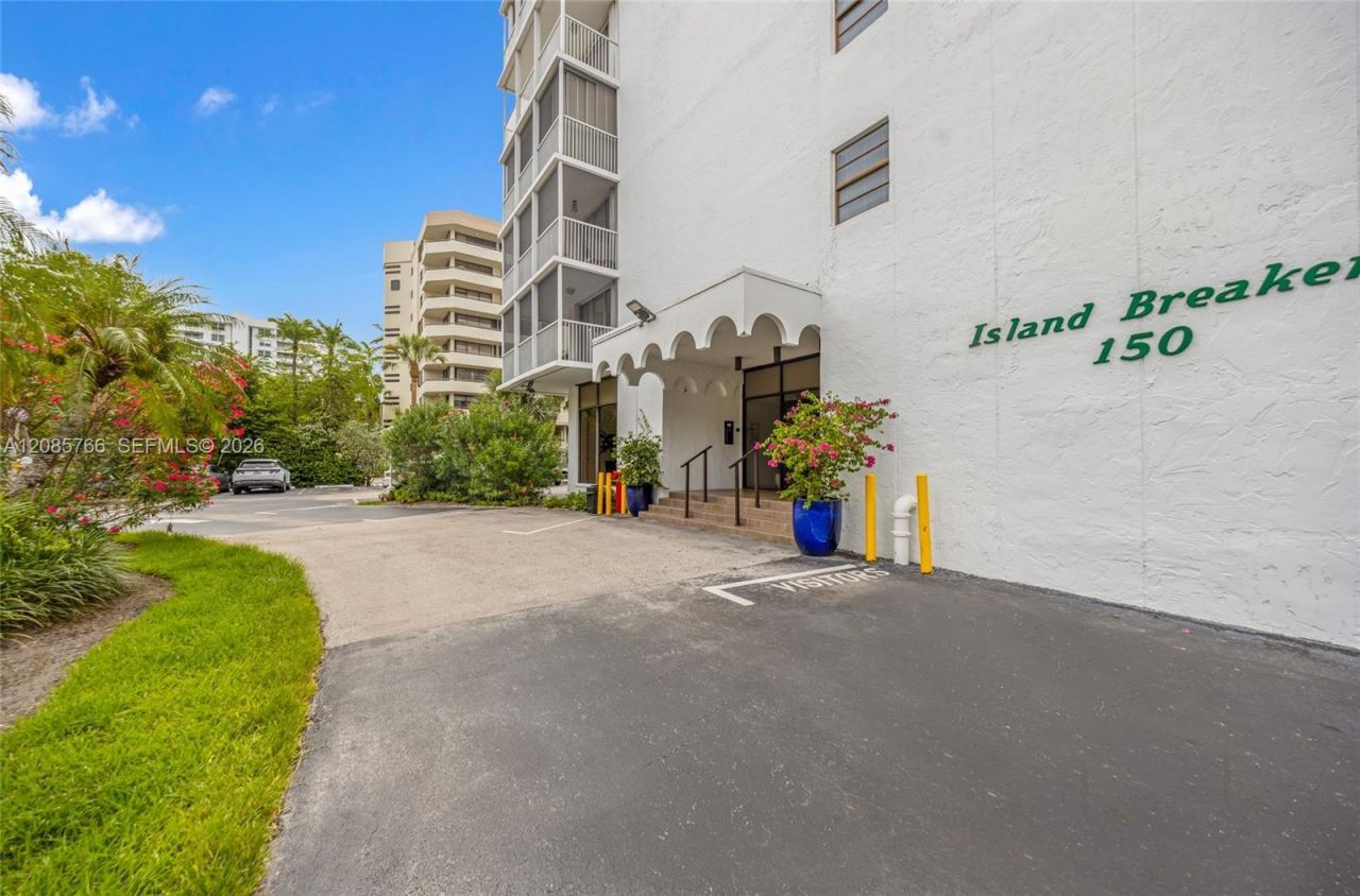 150 Ocean Lane Dr, Unit 2H, Key Biscayne, FL 33149 Photo
