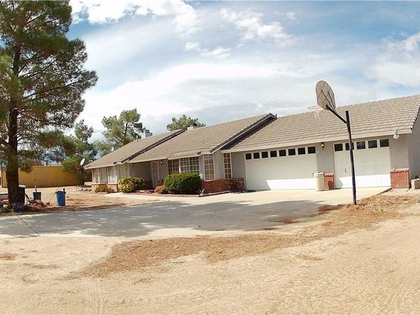 4374 Sunset, Phelan, CA 92371