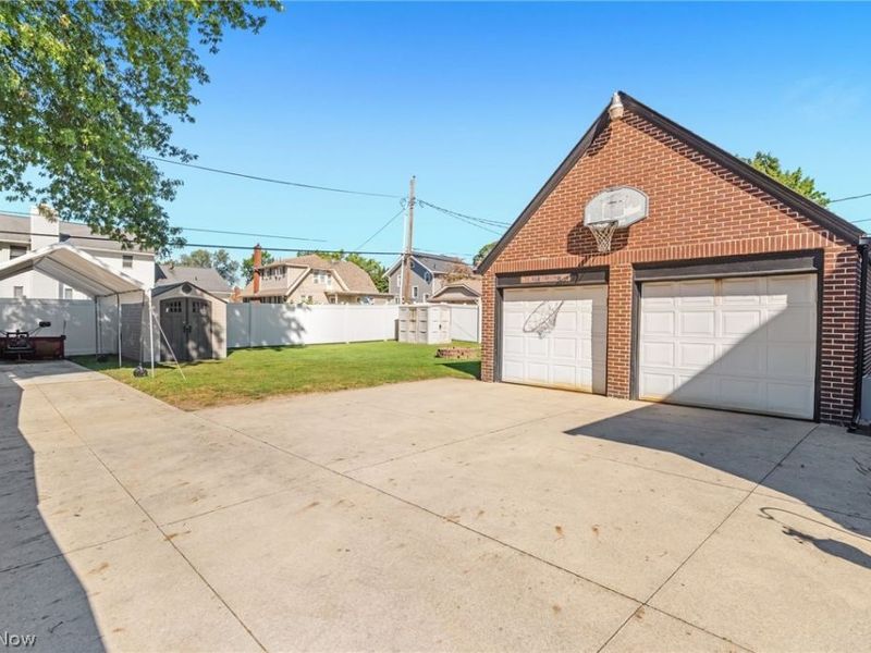 221 Raff Road NW, Canton, OH 44718 Photo 28