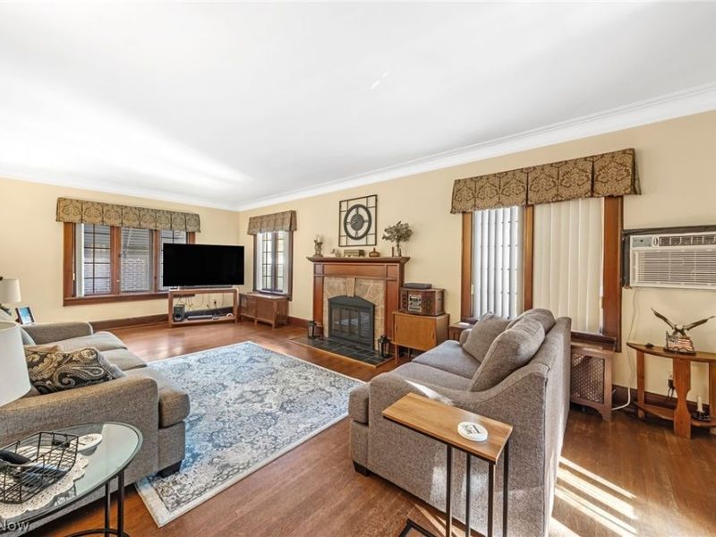 221 Raff Road NW, Canton, OH 44718 Photo 4
