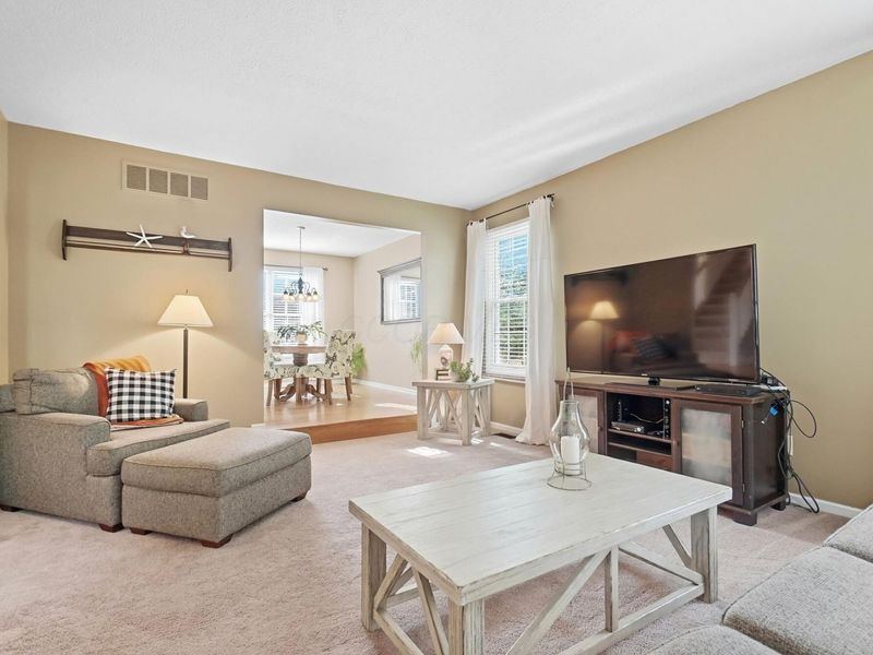 6900 Sunningdale Drive, Westerville, OH 43082 Photo 11