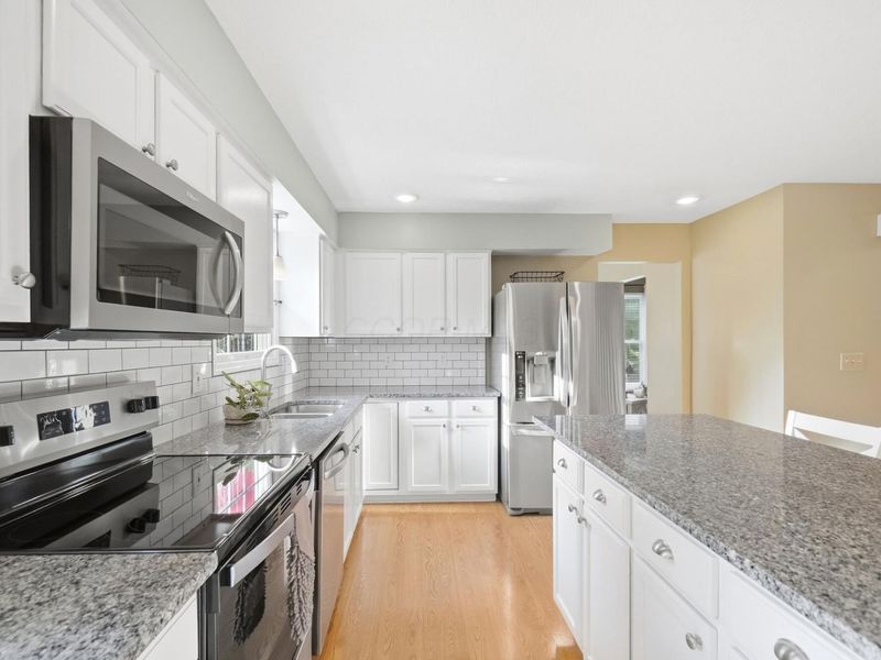 6900 Sunningdale Drive, Westerville, OH 43082 Photo 19