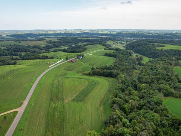 000 Cty Rd FF, Wonewoc, WI 53968