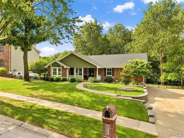 2953 Kandahar Drive, St Charles, MO 63303