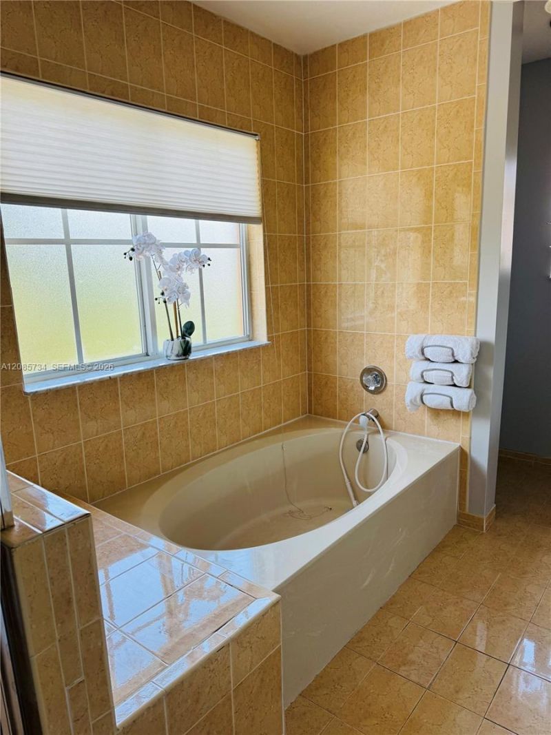 1240 NE 41st Pl, Homestead, FL 33033 Photo