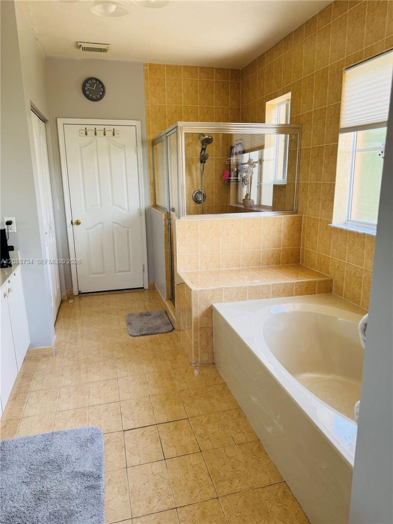 1240 NE 41st Pl, Homestead, FL 33033 Photo