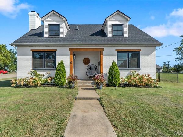 1240 Drury Lane, Perryville, MO 63775