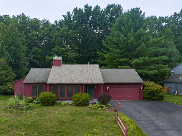 85 Meadow Rue Place, Malta, NY 12020