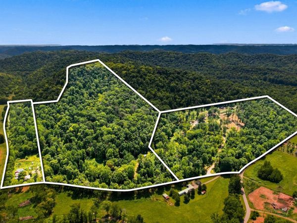 5056 Claiborne Ln , Hartsville, TN 37074
