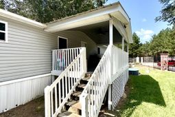 105-107 Duck Pond Road photo 4