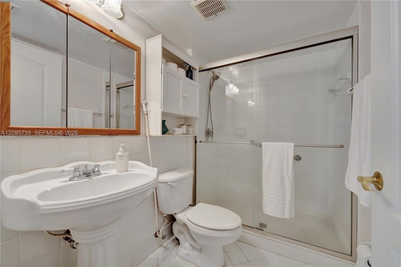 2298 NW 78th Ave, Unit 102, Pembroke Pines, FL 33024 Photo
