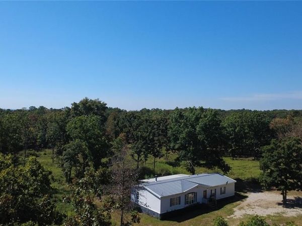21806 King Drive, Summersville, MO 65571