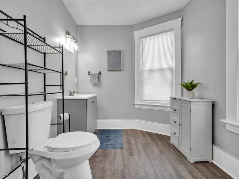 1423 E 110th Street, Cleveland, OH 44106 Photo 9