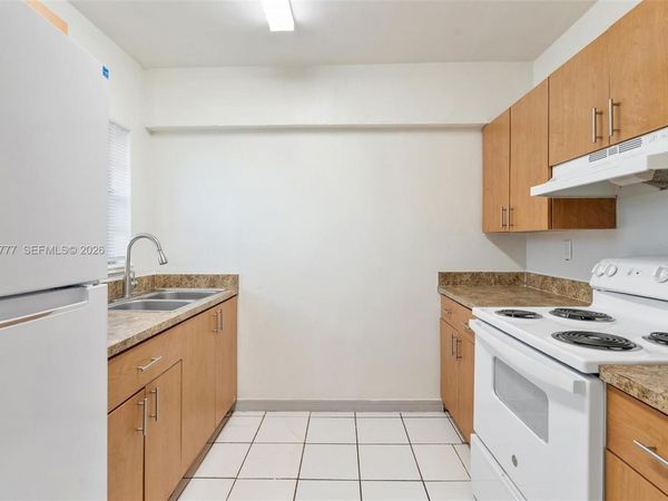 17001 NE 9th Ave, Unit 9C, Miami, FL 33162