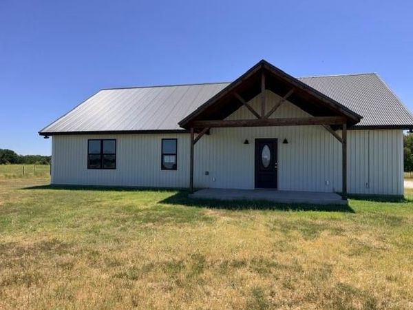 136 Hcr 2221 E, Aquilla, TX 76622