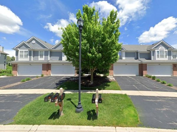 522 Lancaster Drive , Pingree Grove, IL 60140