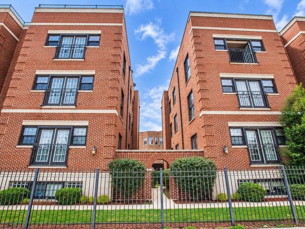 543 E 43rd Street , Unit 2E, Chicago, IL 60653