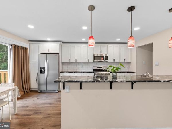 105 RENNARD TERRACE, PHILADELPHIA, PA 19116